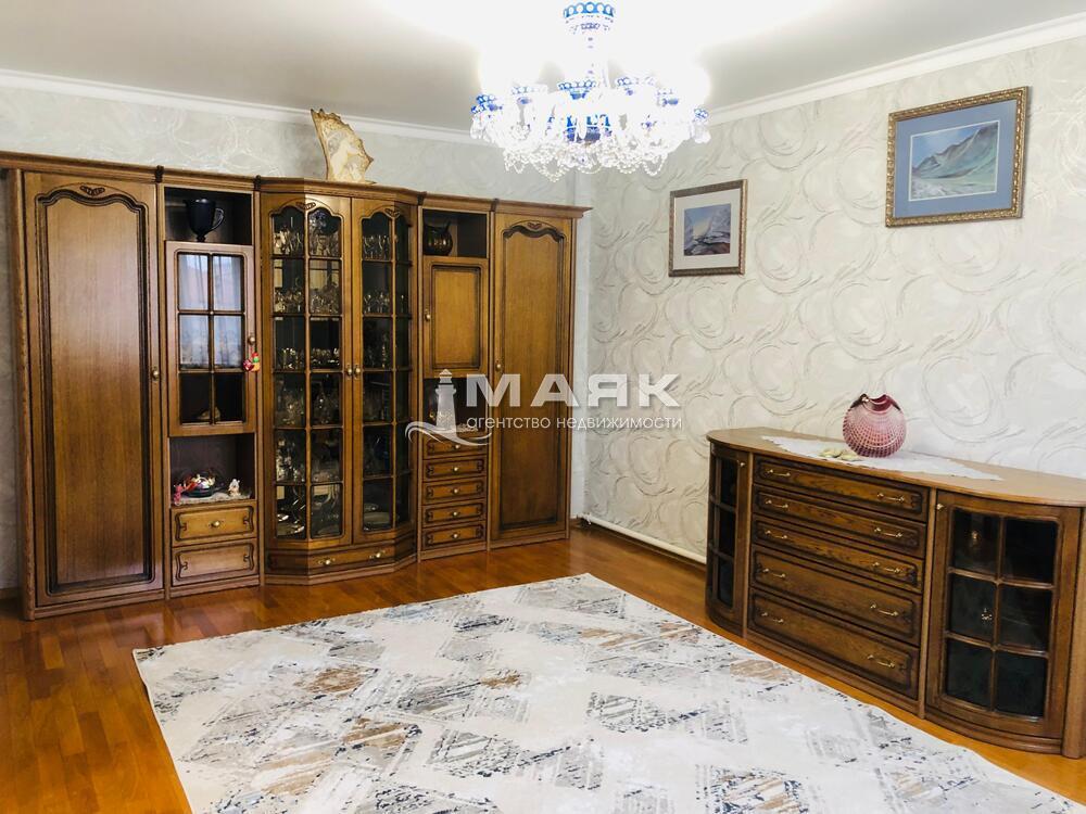 2-к. квартира 84 кв.м, 5/7