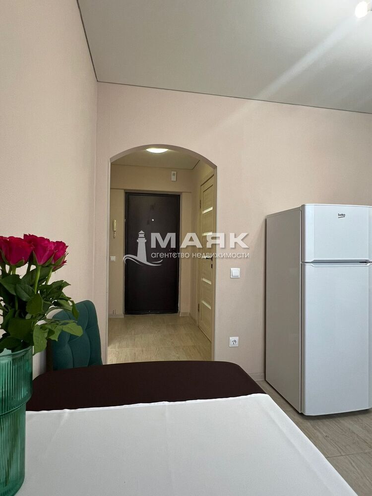 1-к. квартира 37 кв.м, 9/12