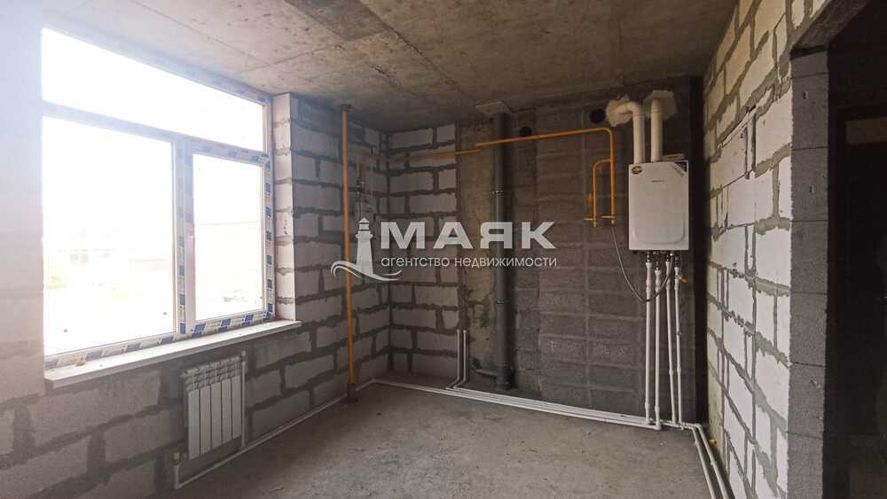 1-к. квартира 42.3 кв.м, 2/3