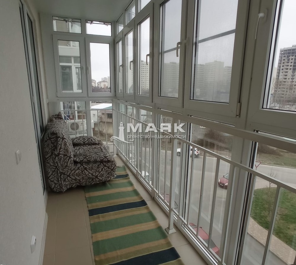 2-к. квартира 62 кв.м, 4/8