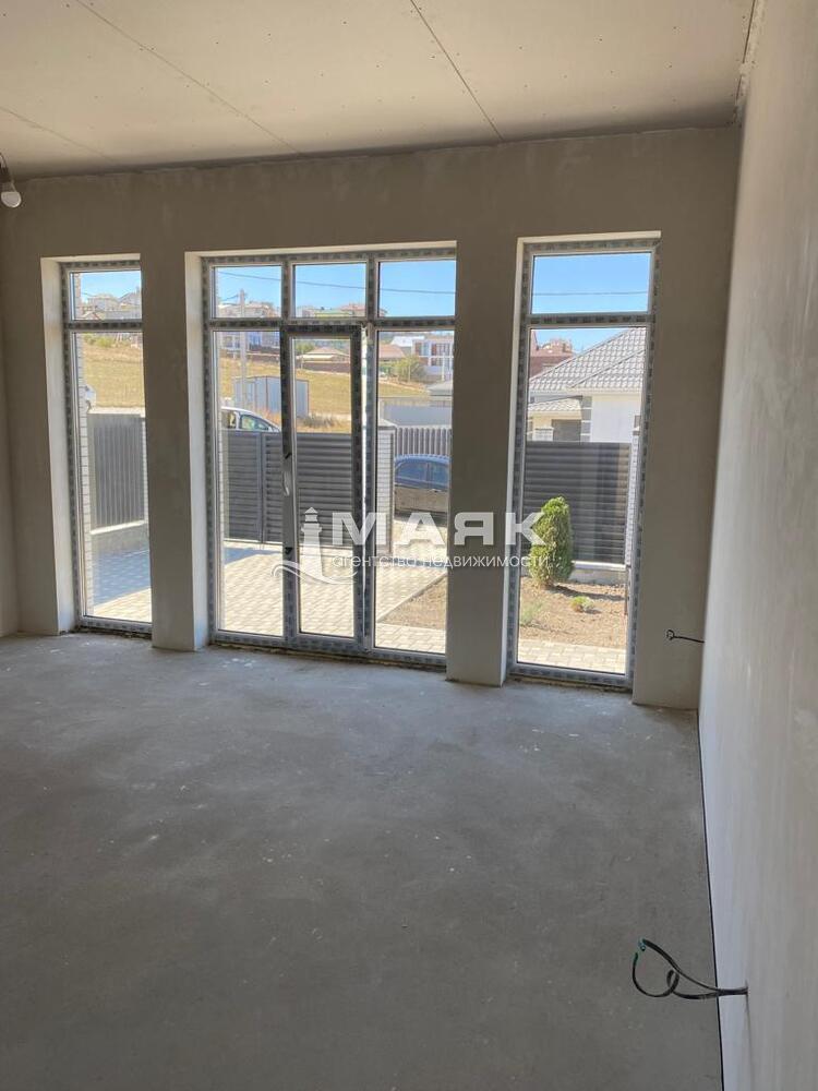 Дом 102 кв.м на участке 3.5 сот