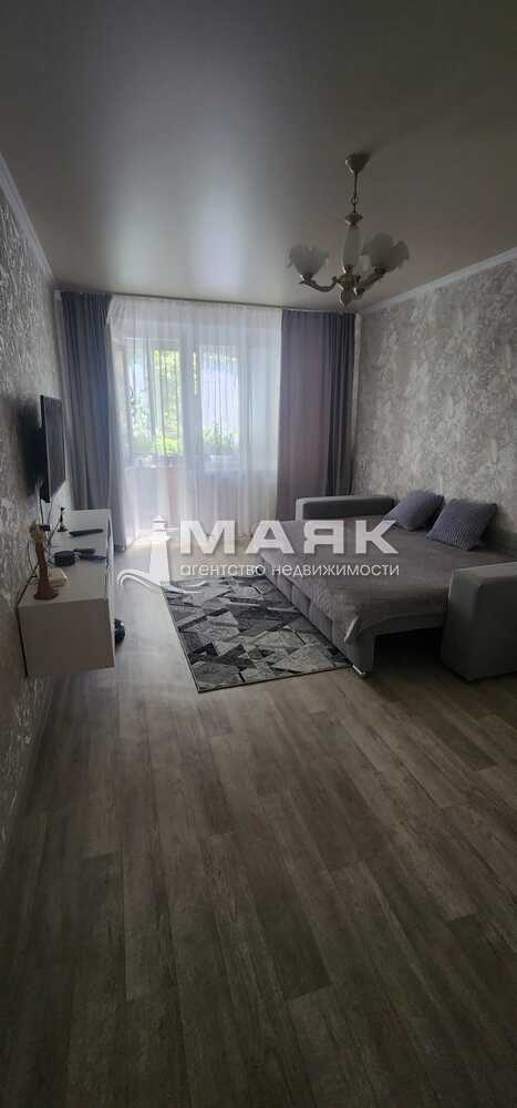 2-к. квартира 59 кв.м, 4/5