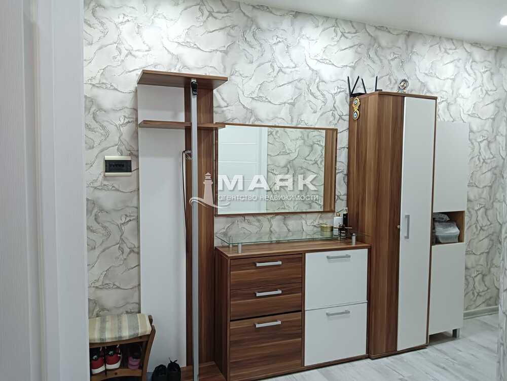 2-к. квартира 54.2 кв.м, 1/4
