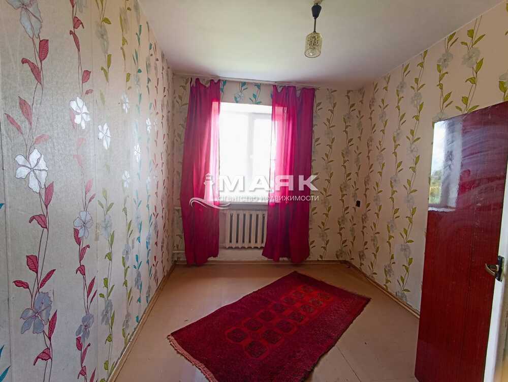 3-к. квартира 77 кв.м, 1/1