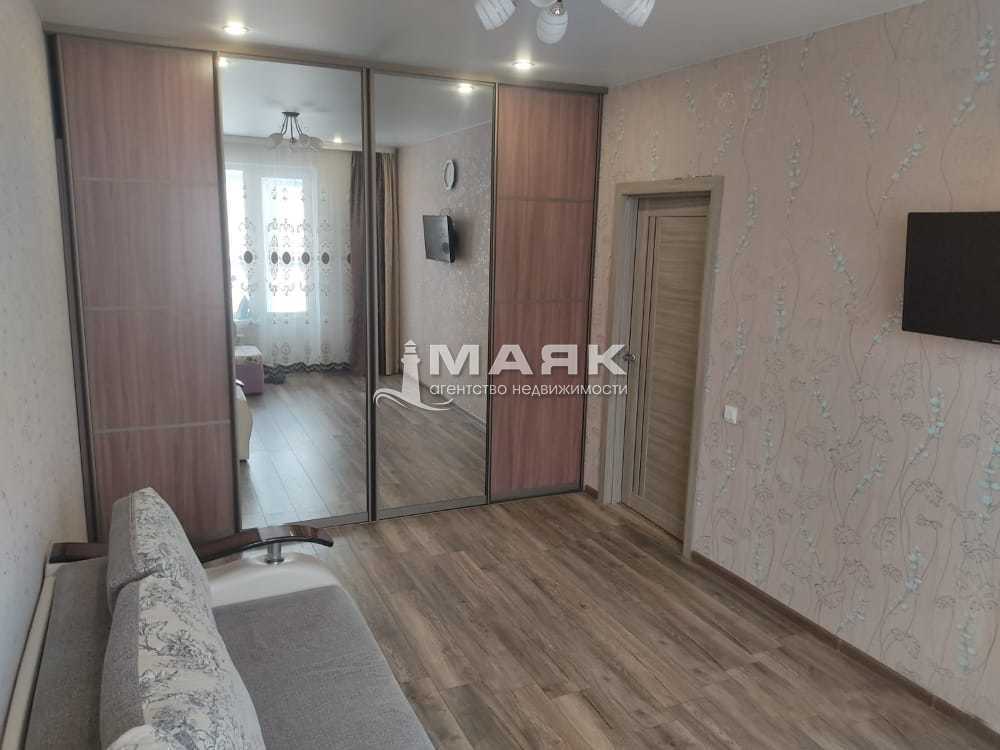 2-к. квартира 58.6 кв.м, 4/8