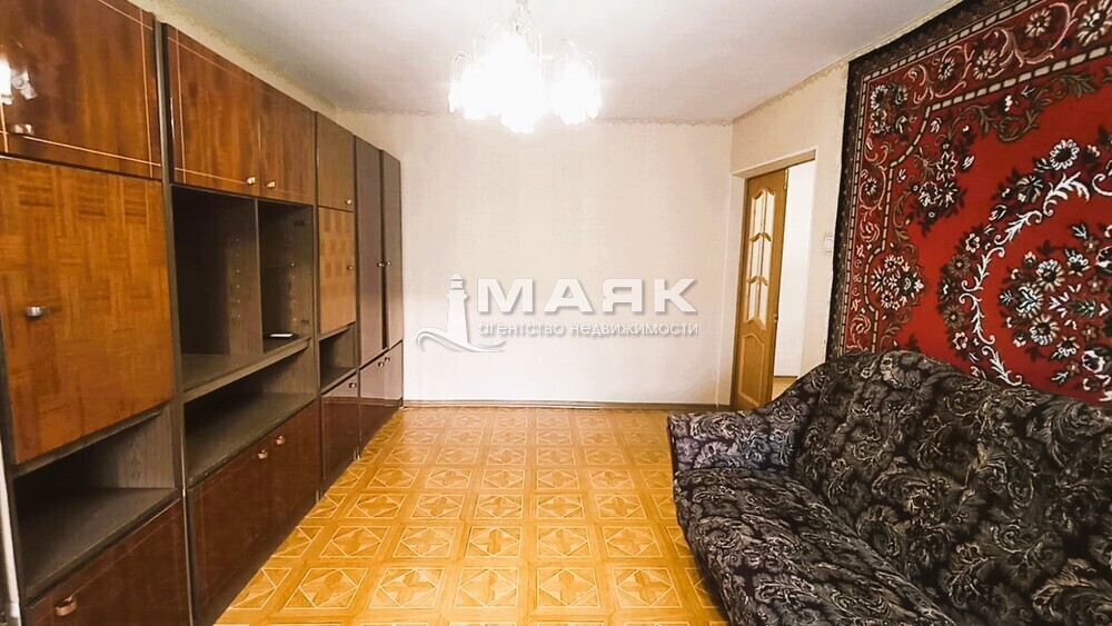 2-к. квартира 48.6 кв.м, 3/5